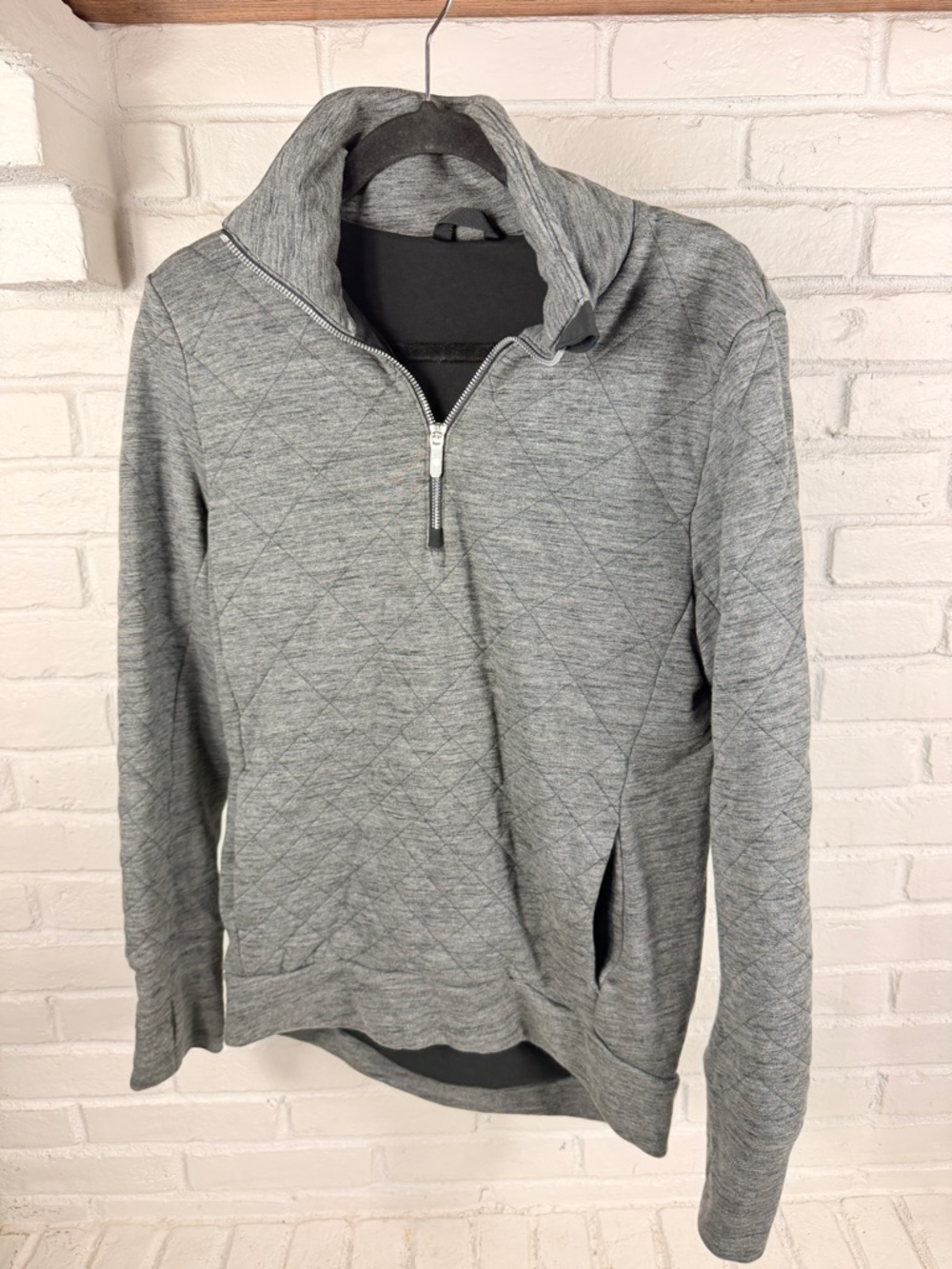 Lululemon Forever Warm‎ Heathered Gray Quilted 1/2 Zip Pullover Sz 4